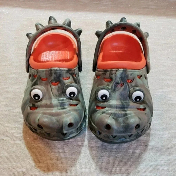 Camo crocodile 5/6‎ sandals - Picture 1 of 4